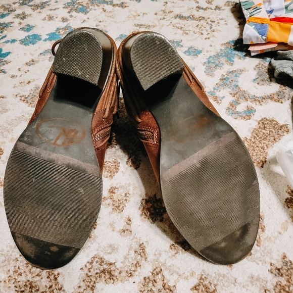 SM New York Brown Boots size: 9.5 - Picture 3 of 3